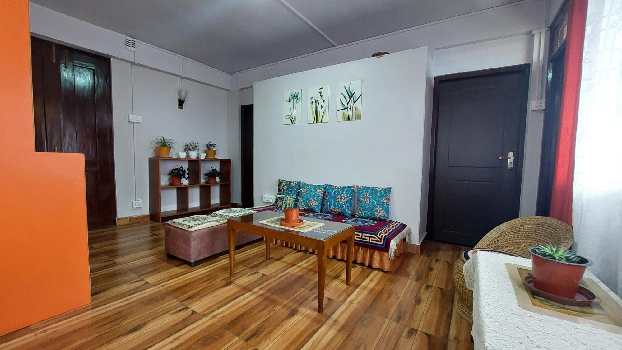 Indivar Homestay Дарджилинг Экстерьер фото