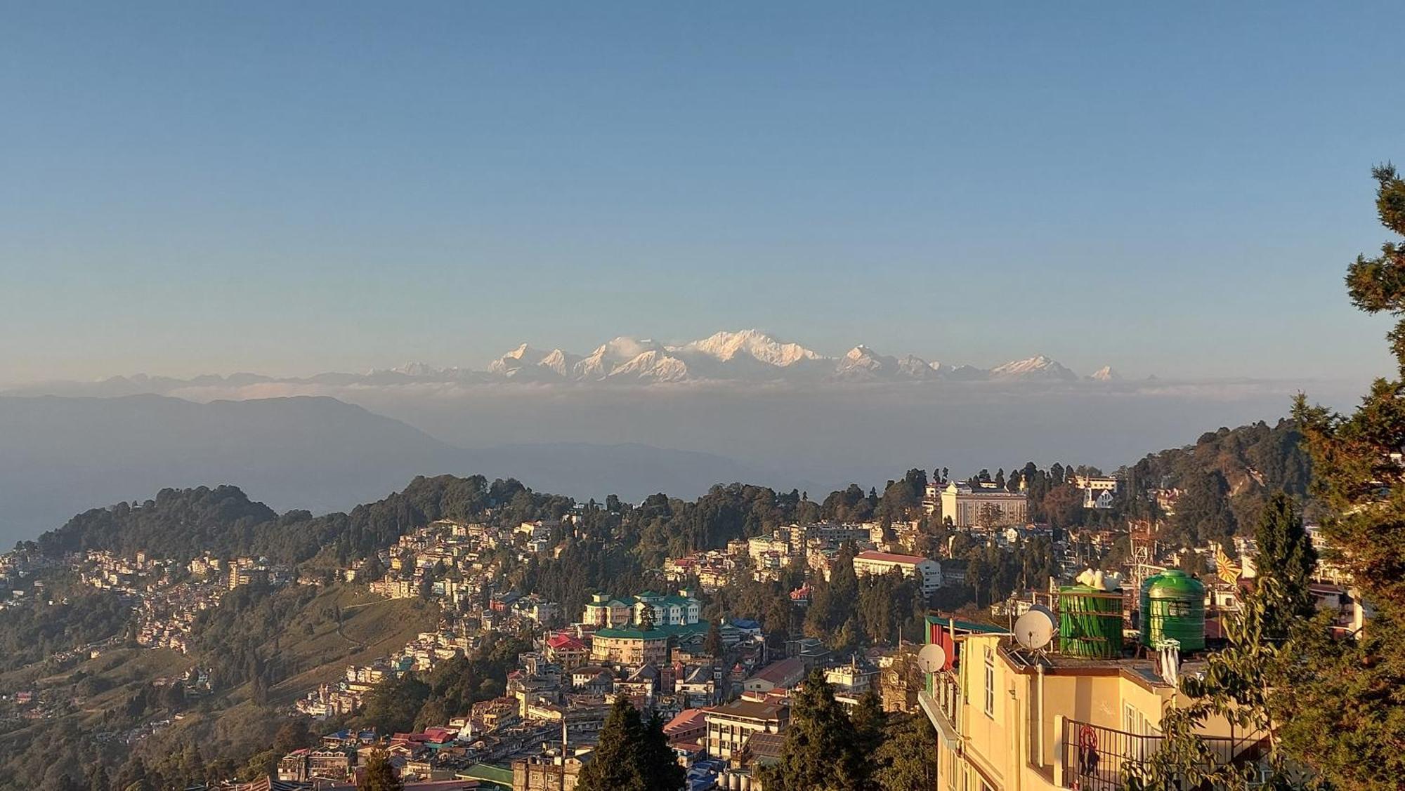 Indivar Homestay Дарджилинг Экстерьер фото